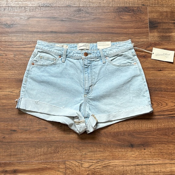 Universal Thread Pants - Universal Thread Women’s High-Rise Vintage Stretch Midi Shorts Size 8 NWT